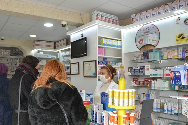 Eczanelere korona düzenlemesi