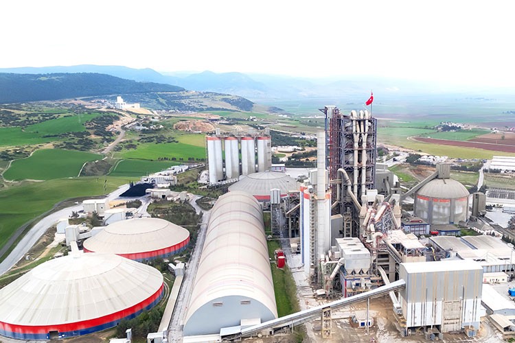 300 Milyon Dolar'lık Eurobond İhracını Başarıyla Tamamladı