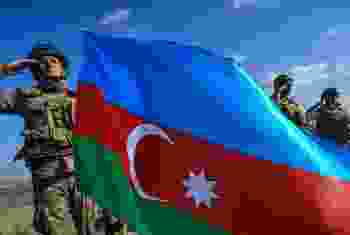 Azerbaycan Ordusu 27 yıl sonra Kelbecer'e girdi